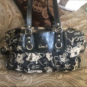 Used Large Gorgeous Coach Purse❤