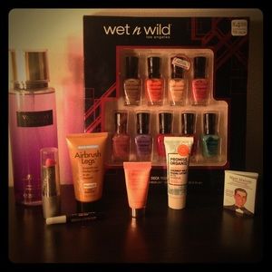 Beauty Bundle - 16 Piece Set