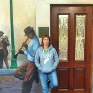 Meet your Posher, Leanne