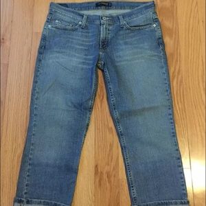 Levi's Cropped Jeans