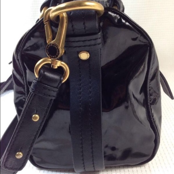 MARC BY MARC JACOBS TOTALLY TURNLOCK LEATHER BAG - Picture 3 of 4