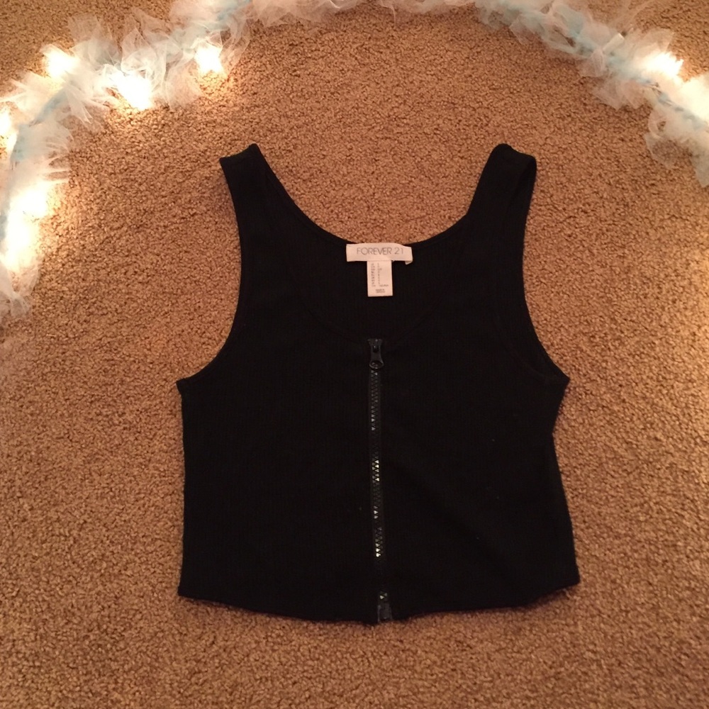 ❤️Forever 21 Black Crop Top