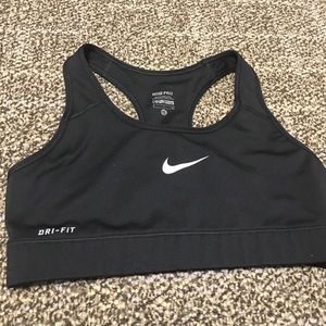 Nike Pro Sports Bra