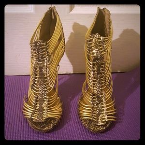 Steve Madden Margo Snake Styled Rope Heels