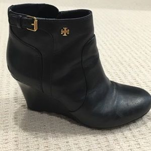Tory Burch Wedge Bootie EUC