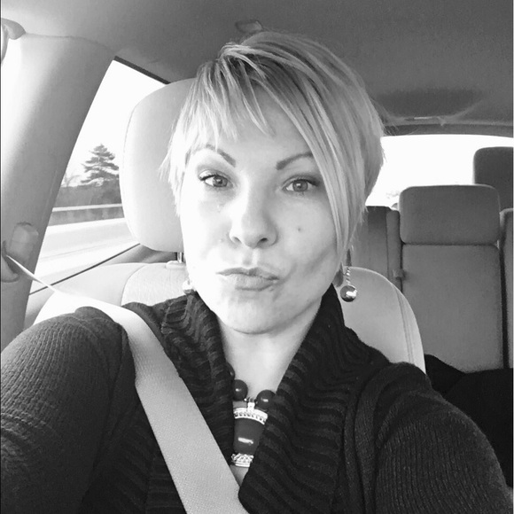 Meet your Posher, Marina - Picture 2 of 2