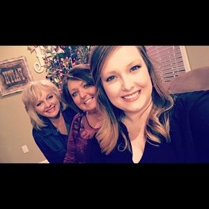 Meet your Posher, Deanna