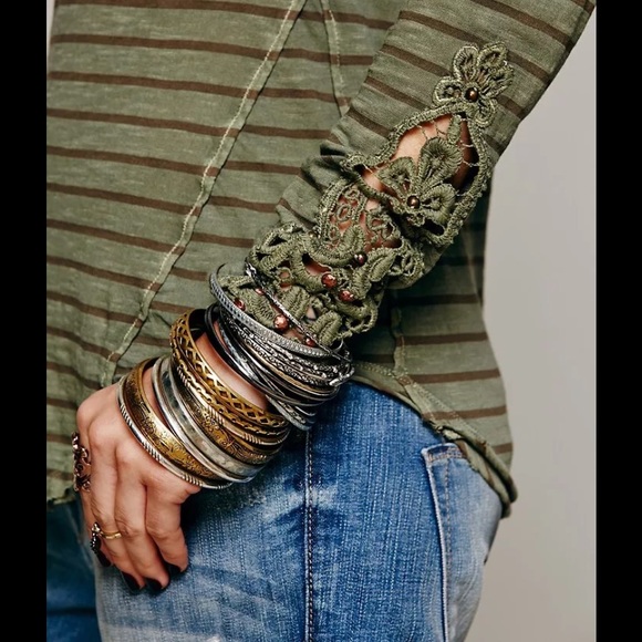 Free People Hard Candy Crochet Cuff Tee Olive - Picture 3 of 5