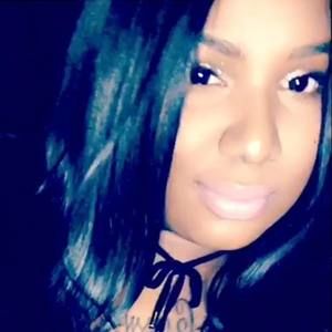 Meet your Posher, Elaine