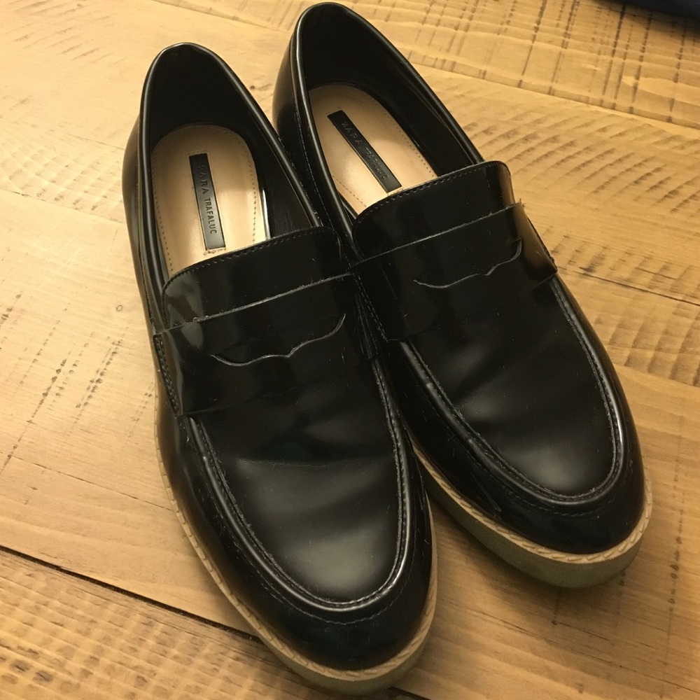 Black Zara Trafaluc loafers