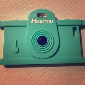 FLASH SALE🌅iPhone 6+ case Moschino vintage camera