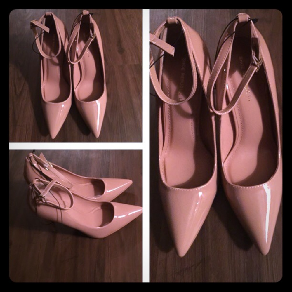💥Women's Heels ( Nude) - Picture 1 of 6
