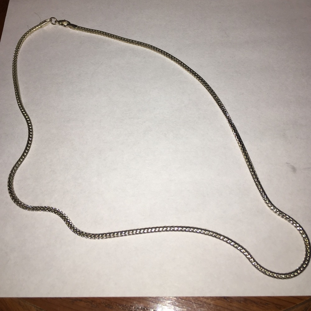 Silver rope chain