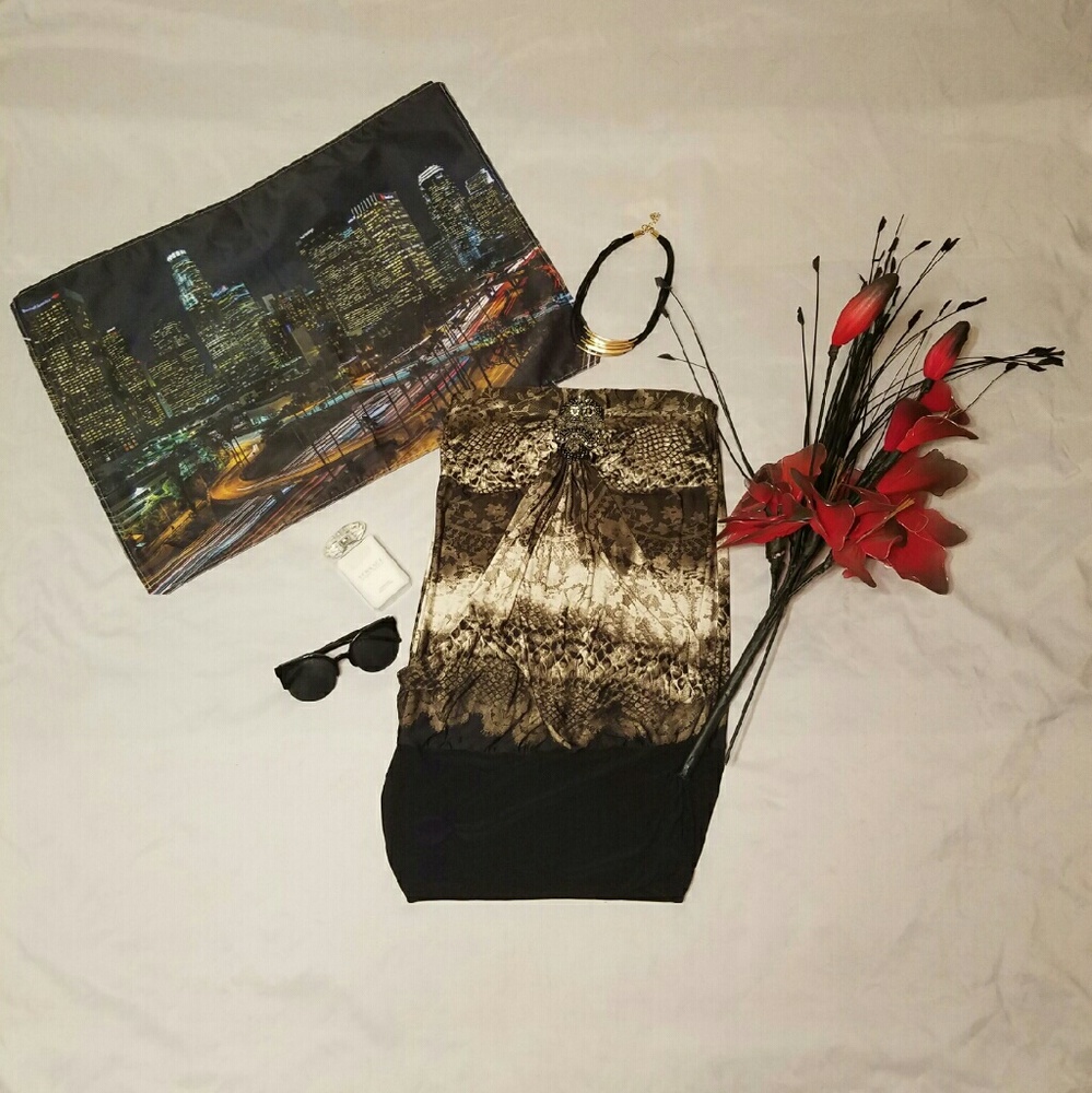 Strapless top