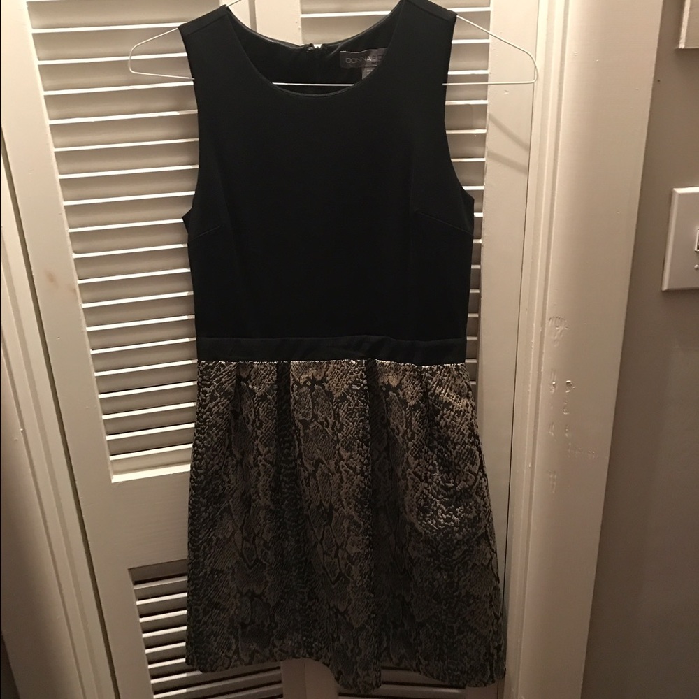 Black and gold dress.