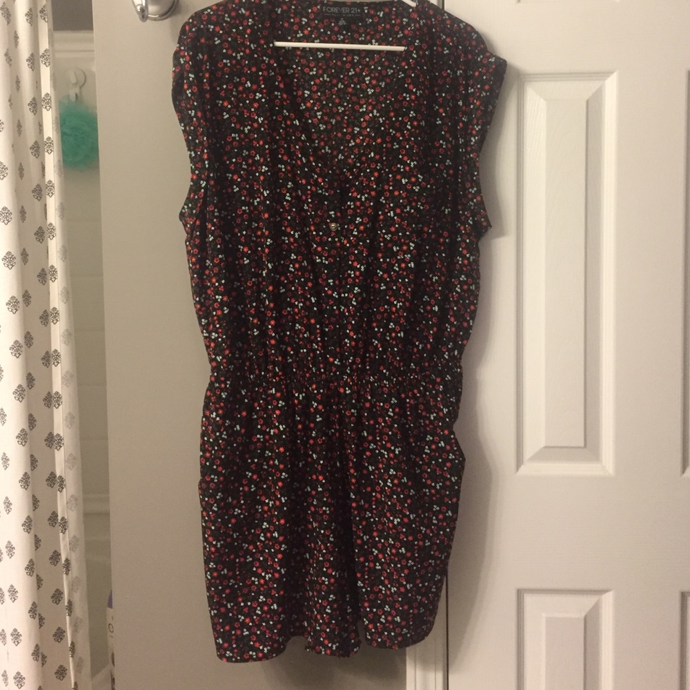 Forever 21 Plus 1X floral romper