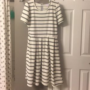 XL Striped LuLaRoe Amelia dress