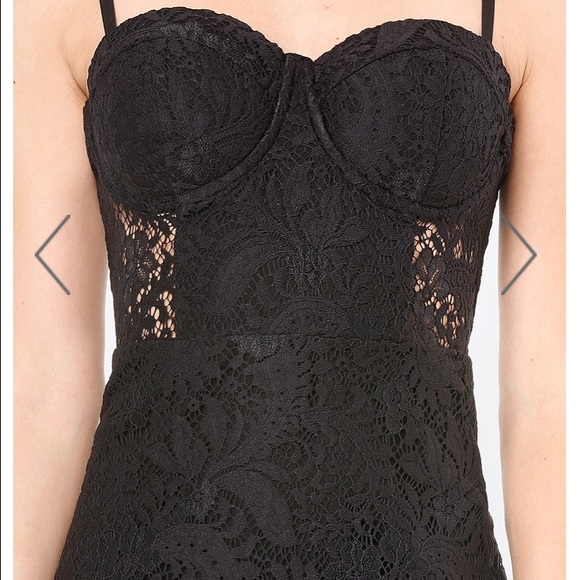 ❌SOLD❌ Lace Bustier Midi Dress - Picture 4 of 5