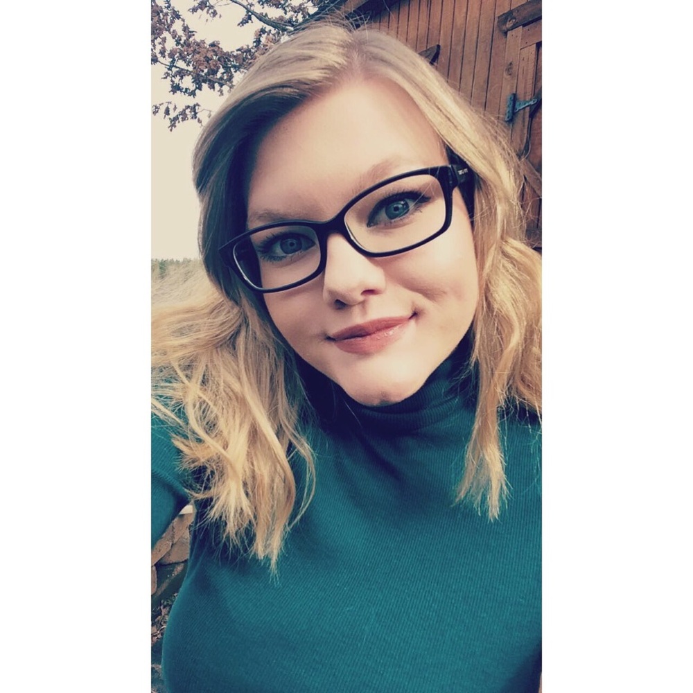 Meet your Posher, Erica