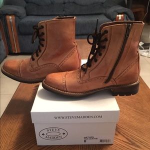 steve madden cap toe boot