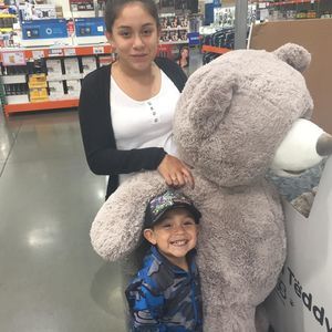 Meet your Posher, Cynthia