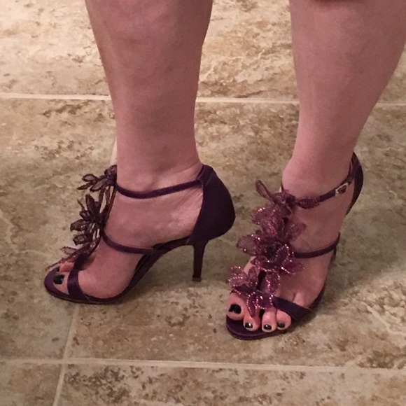 RARE Badgley Mischka Embellished Heels 👠,size 6 - Picture 2 of 4