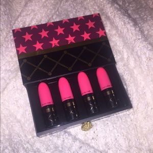 NEW MAC MAKEUP LIP SET