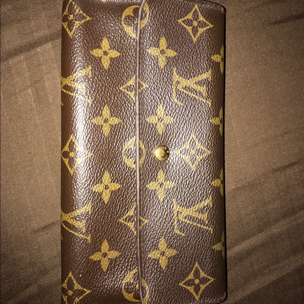 Authentic Louis Vuitton wallet