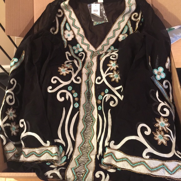 NWT Boston Proper beautiful embellished tunic! - Picture 2 of 2