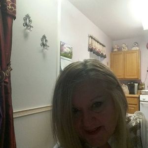 Meet your Posher, Dolores