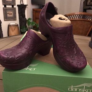 DANSKO Pixie Molded Plum Clog