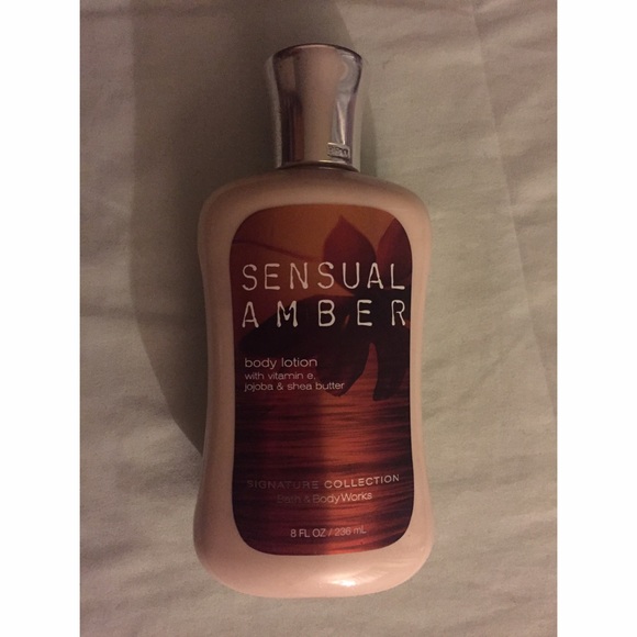 Bath & Body Works Sensual Amber body lotion - Picture 3 of 3