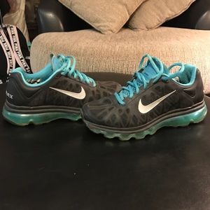 Nike Airmax sneakers