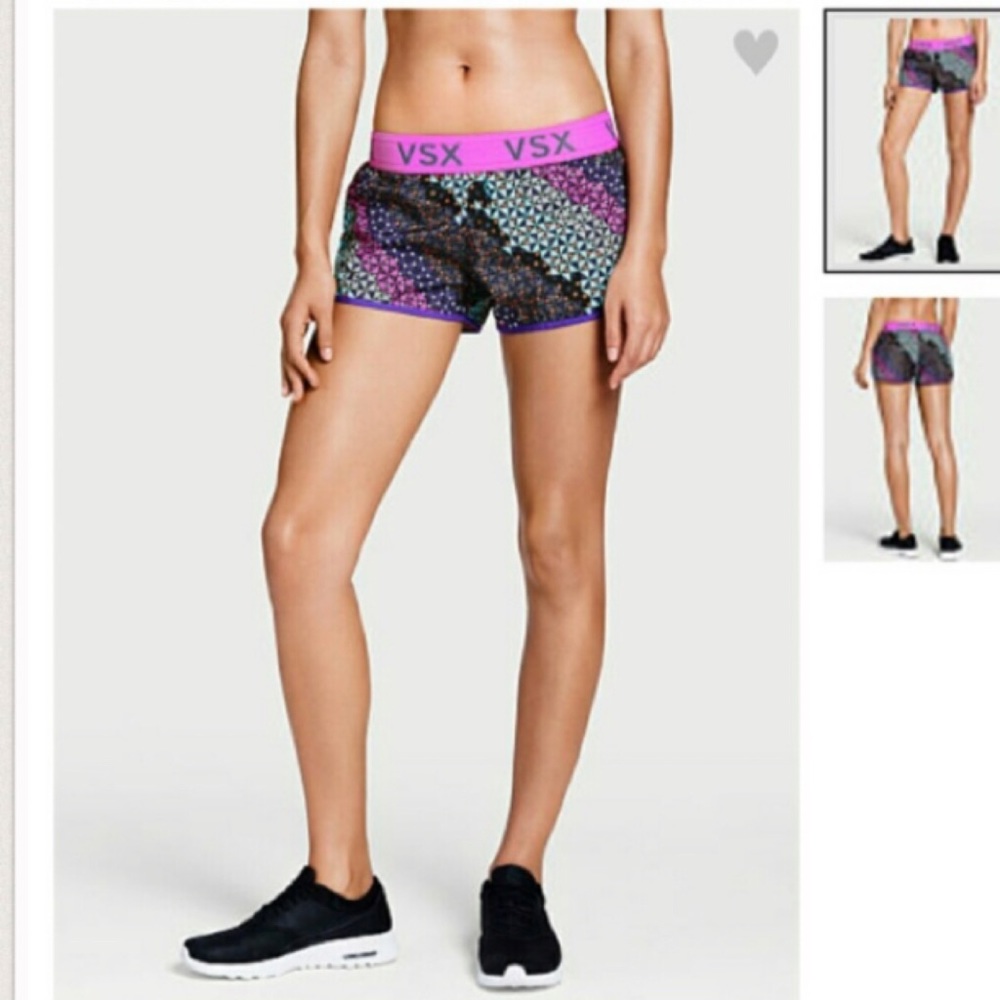 VS the player running shorts xs