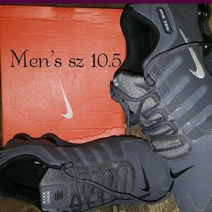 Men's Nike shox sz  10.5