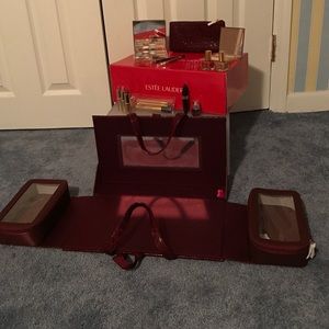 Estee Lauder Gift Makeup Set (NEW)