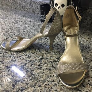 Bandolino Glitter Heels