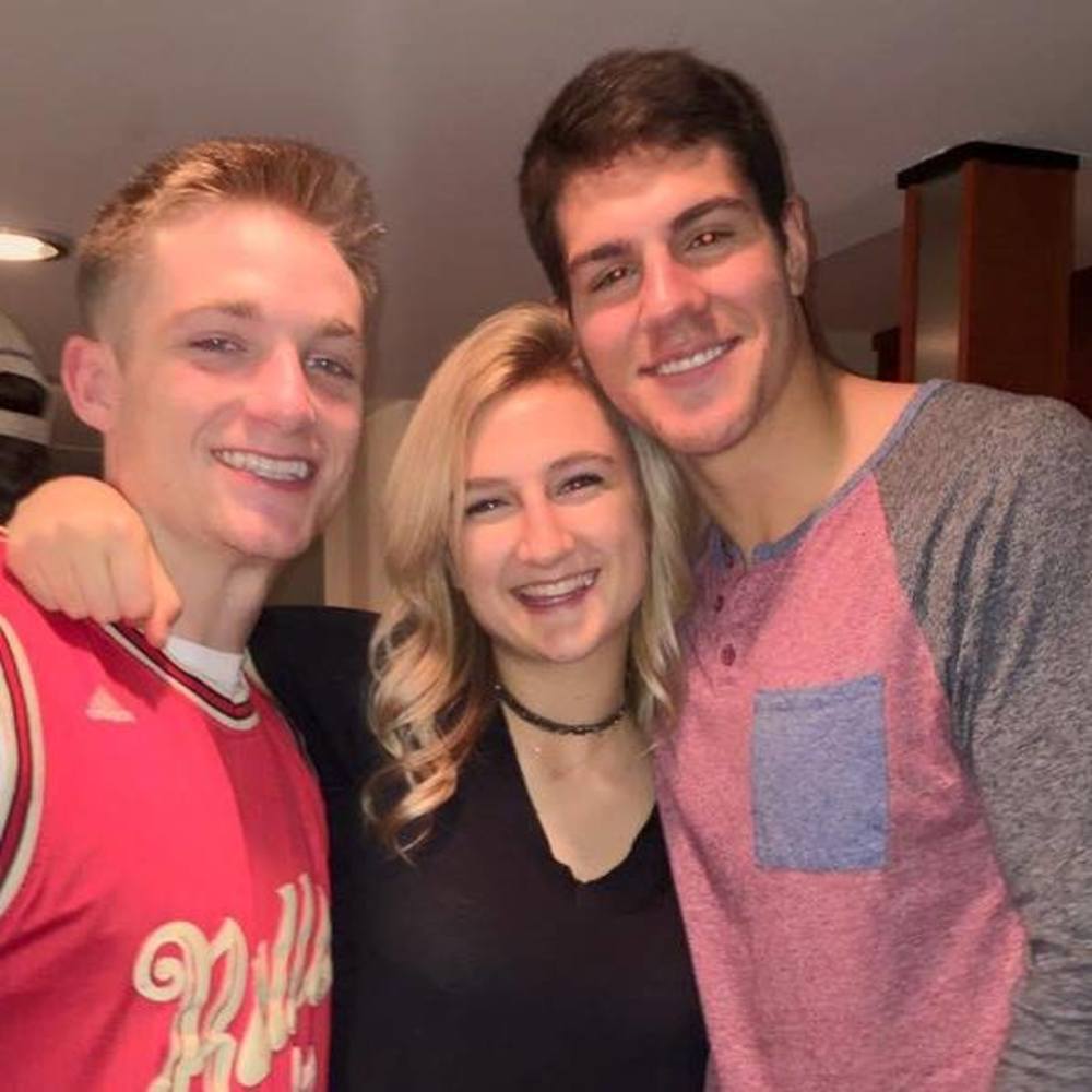 Meet your Posher, Nikki!