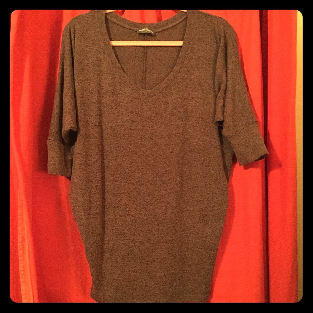 Aleah Heathered V-Neck Dolman Top