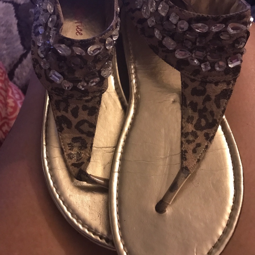 Justice sandals