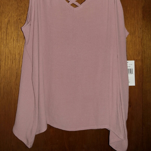 Tank - Picture 2 of 2