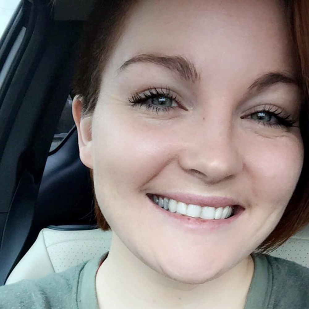 Meet your Posher, Laura