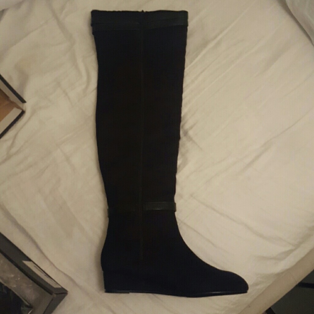 Moving sale New Michael Antonio knee high boots 8