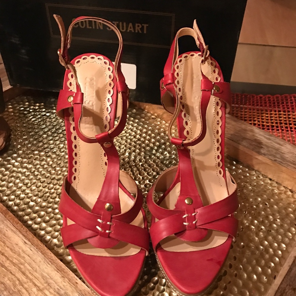 New in Box Red Colin Stuard High Heels