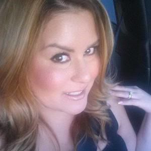 Meet your Posher, Evette