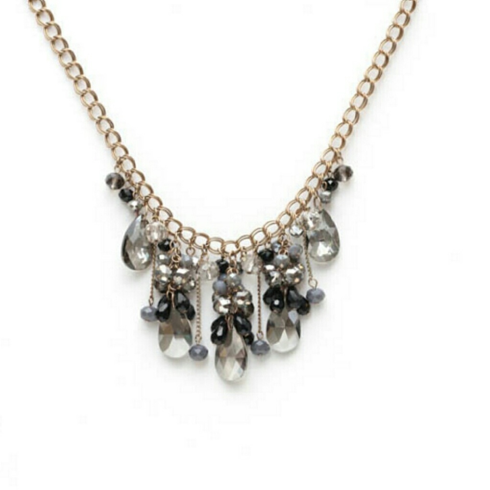 Statement necklace