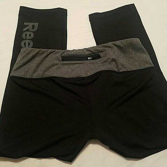 Reebok Black Workout capris - Picture 3 of 3