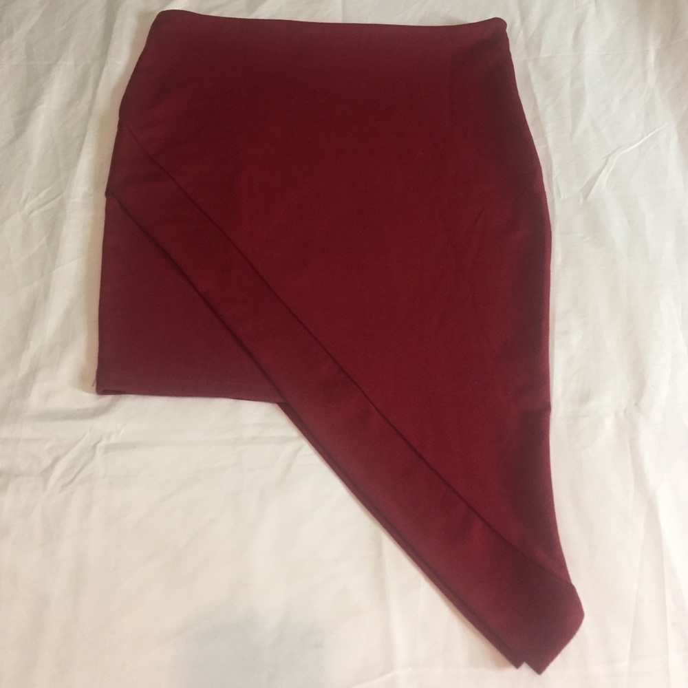Alice & You Asymmetrical skirt - Picture 3 of 4