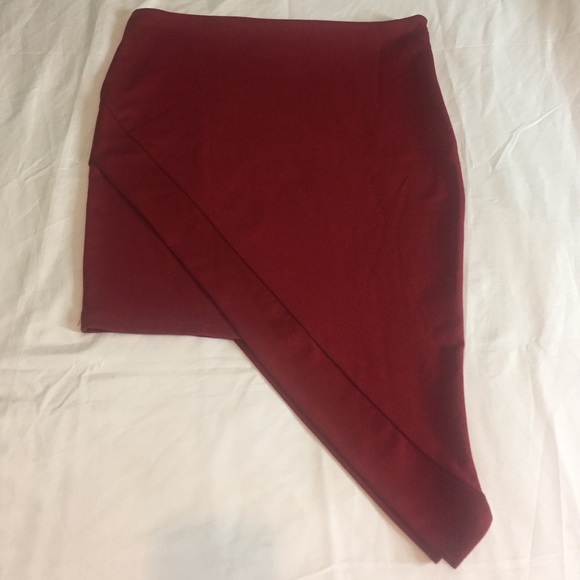 Alice & You Asymmetrical skirt - Picture 3 of 4