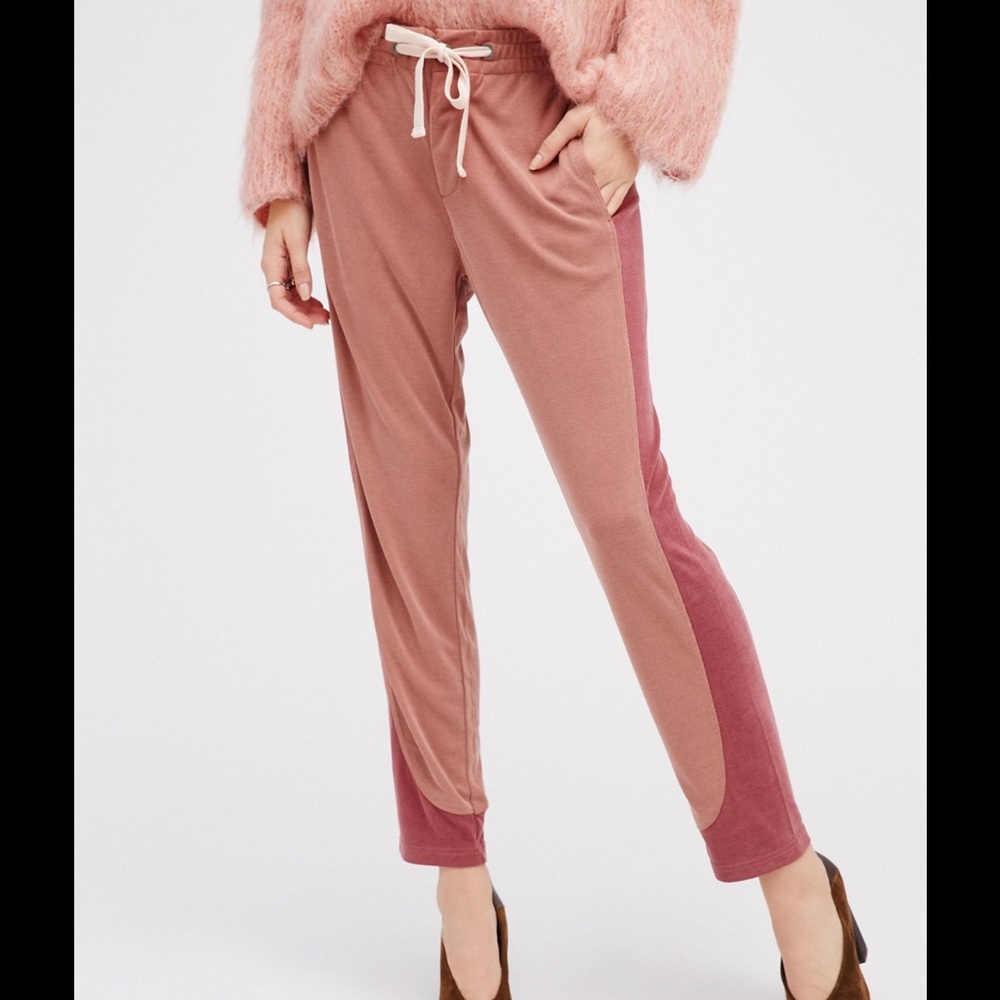 🎉HP🎉FreePeople Lena Slim Sport Pant - Picture 2 of 4